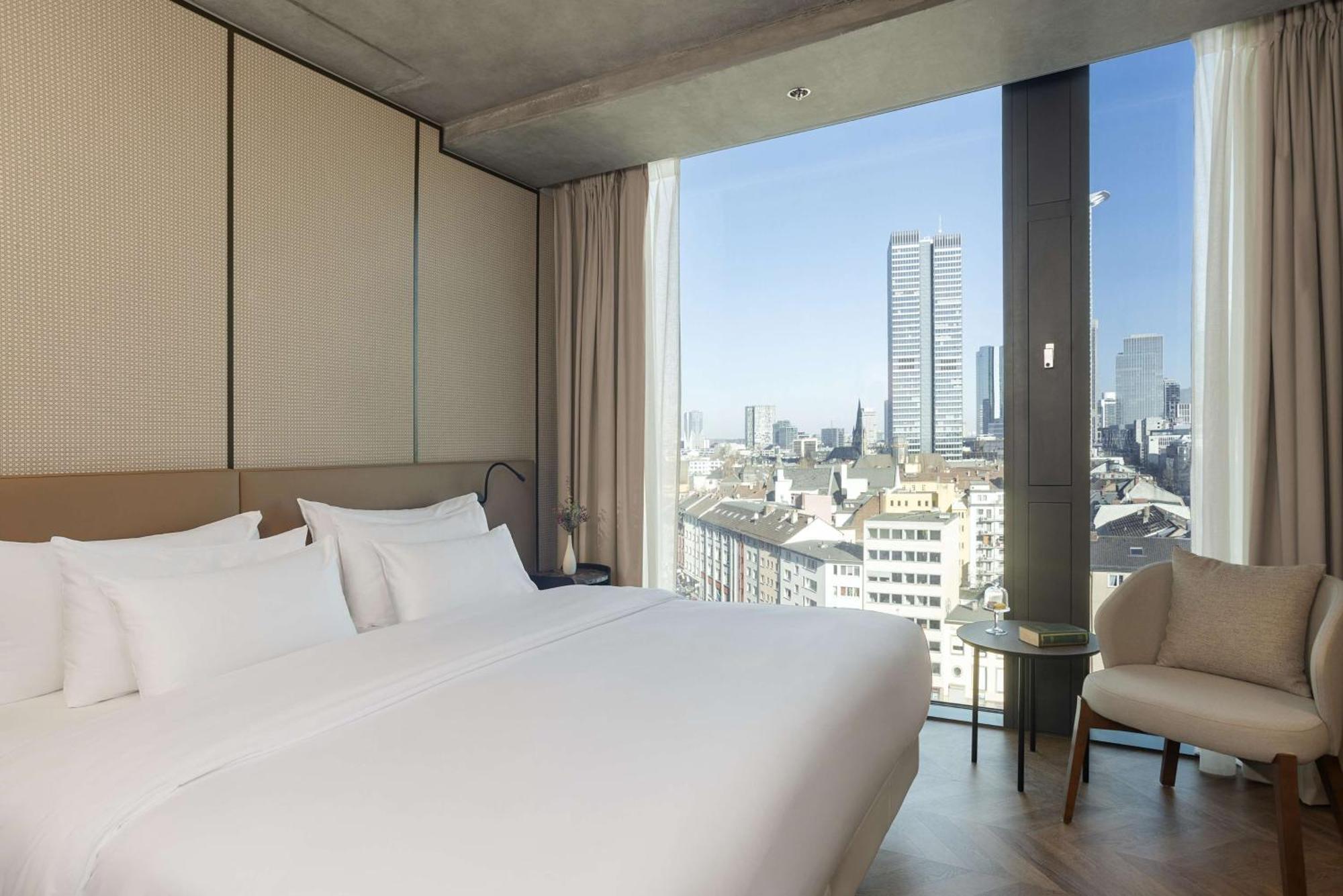 Nh Collection Frankfurt Spin Tower Hotel Frankfurt am Main Exterior photo
