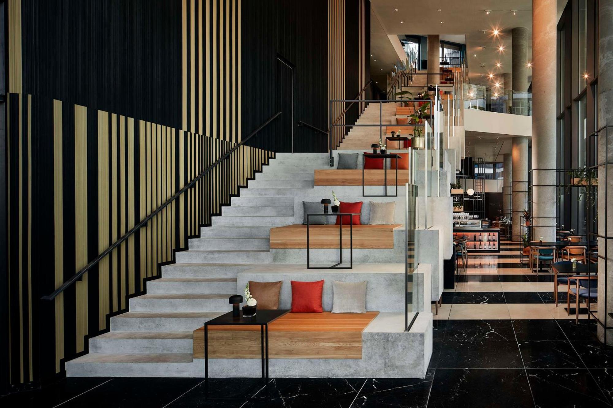 Nh Collection Frankfurt Spin Tower Hotel Frankfurt am Main Exterior photo