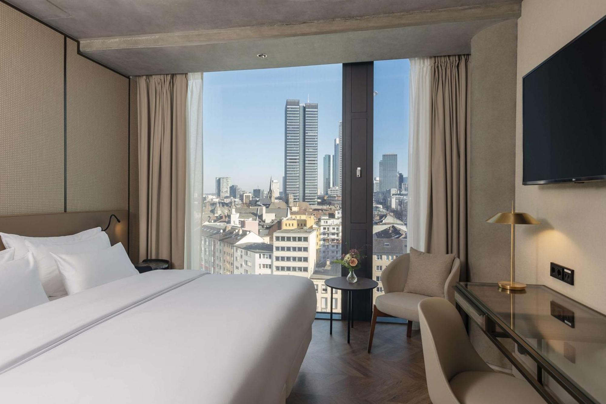 Nh Collection Frankfurt Spin Tower Hotel Frankfurt am Main Exterior photo