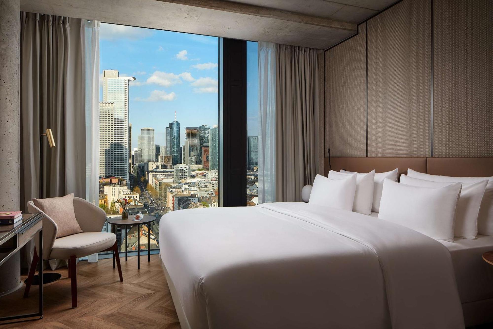 Nh Collection Frankfurt Spin Tower Hotel Frankfurt am Main Exterior photo